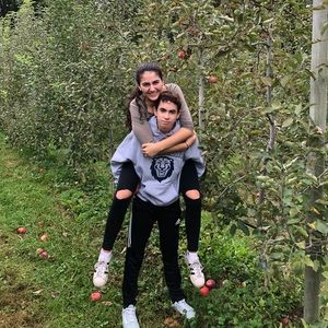 Meet your Posher, Nat